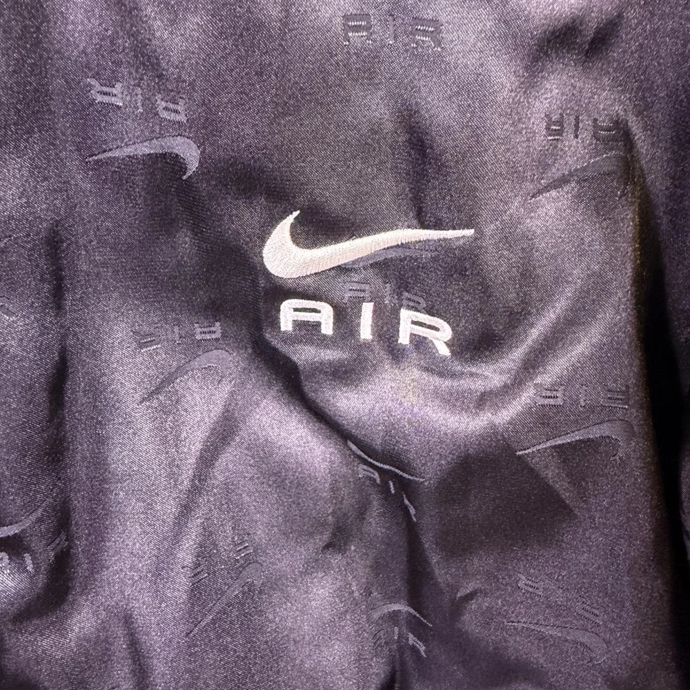 Nike‎ Air Womens Bomber Jacket XL Allover Swoosh Logo Satin Coat Excellent